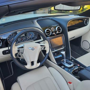 Photo 4 of 6 of 2015 Bentley Continental GT V8 S